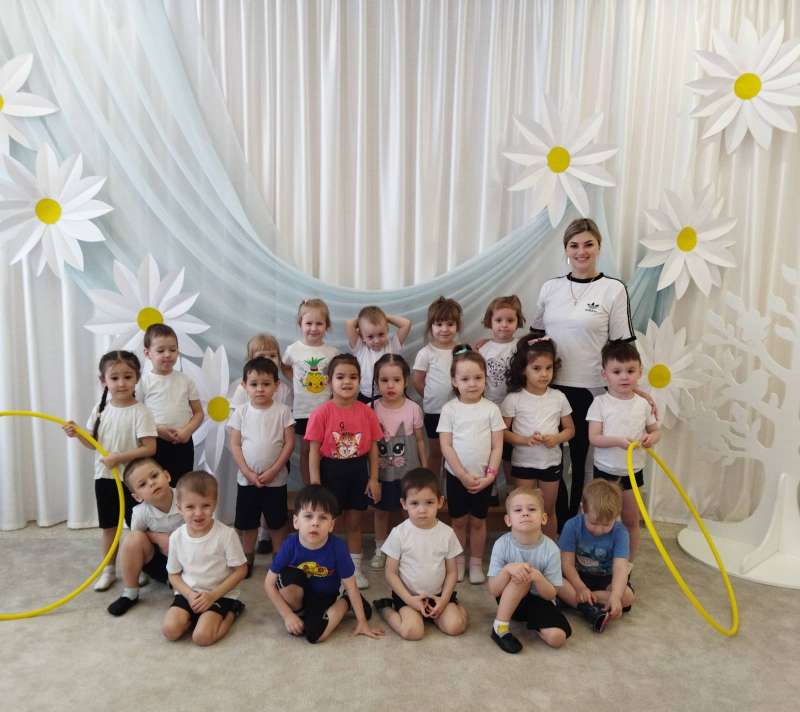 Физкультурой дружно занимаемся!