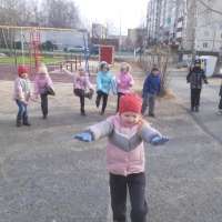 На зарядку вместе с нами!
