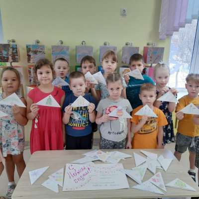Новогодние письма солдатам
