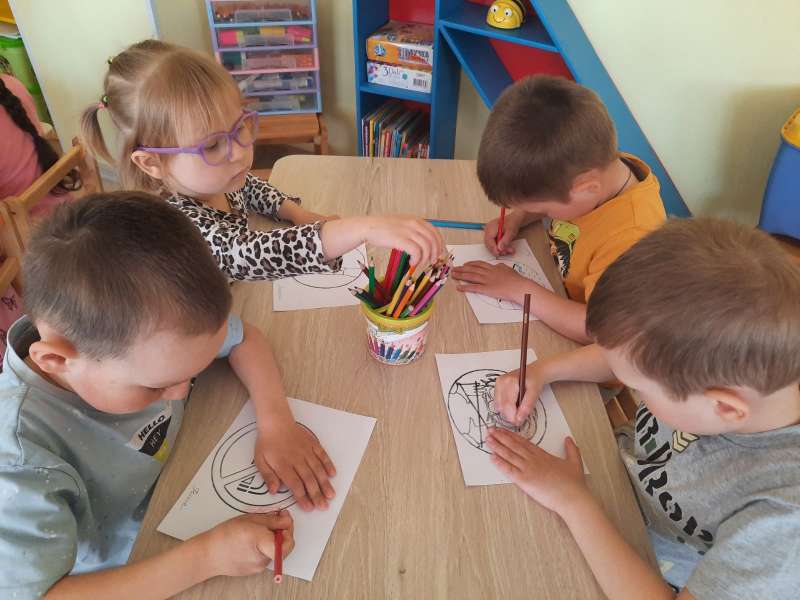 Эколята-защитники природы!